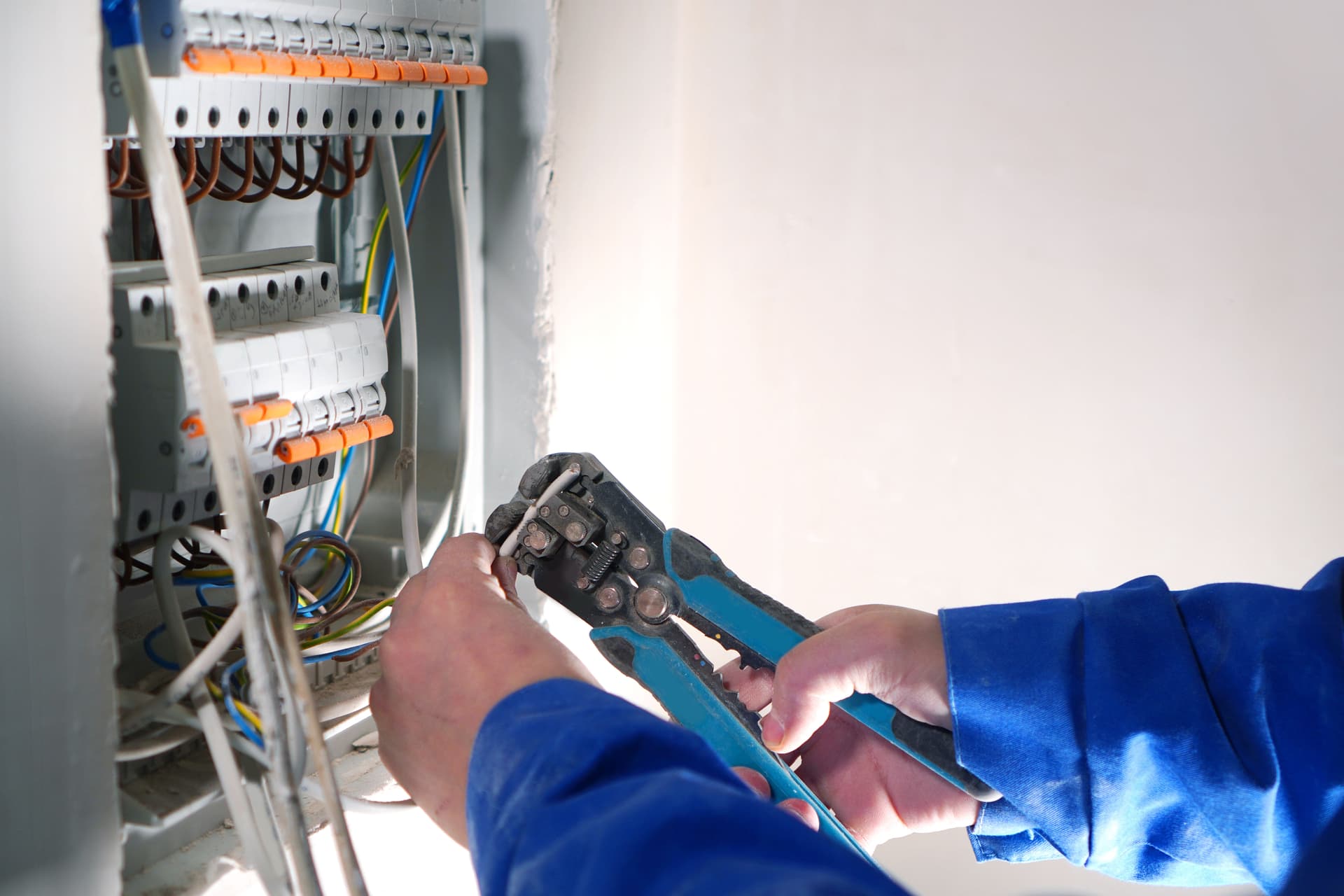 Mesa Electrical Code Tips for Circuit Breaker Safety image